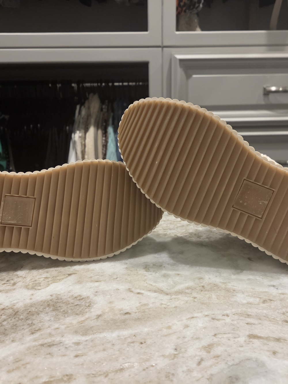 Dolce Vita Women's Cream Woven Platform Sneakers - Picture 3 of 9